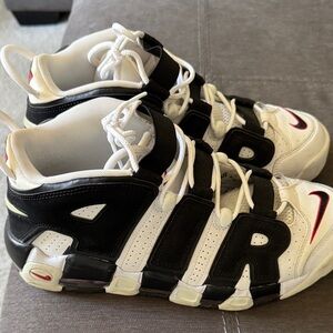 Size 9 Nike Uptempo Black and White Sneakers